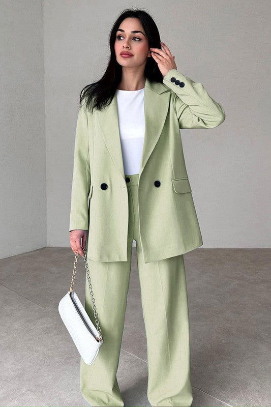 OVERSIZED BLAZER AND TROUSERS SUIT SET