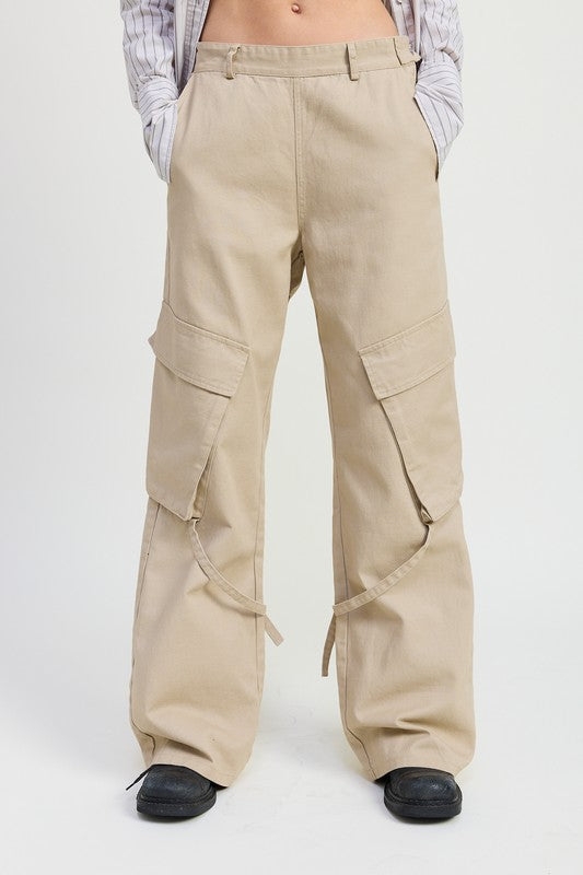 CARGO PANTS WITH POCKET DETAIL